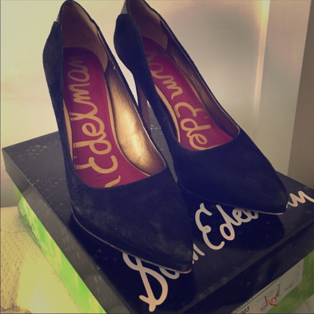 Sam Eldman Pumps